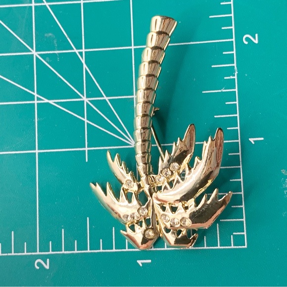 Vintage gold tone palm tree brooch with rhinestone accents - Picture 2 of 8